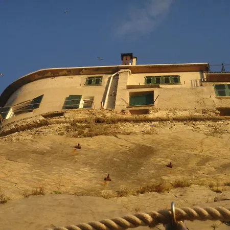 Salmastro Studio Manarola